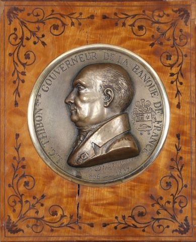 Plaque représentant L.C. Thibon, Gouverneur de la Banque de France…