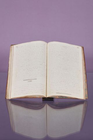 Lettres de Mademoiselle de S. au Chevalier De*** Capitaine de…