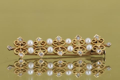 Broche