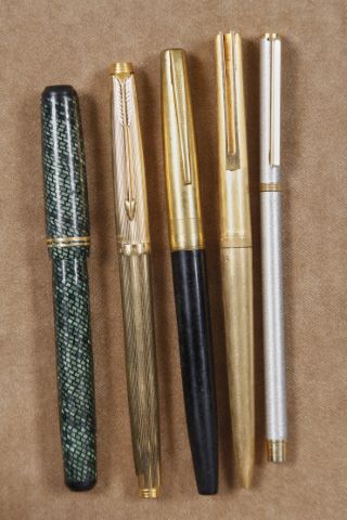 Ensemble de stylos
