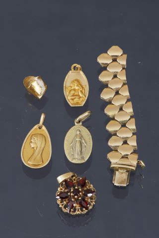 Ensemble en or [6 pièces]