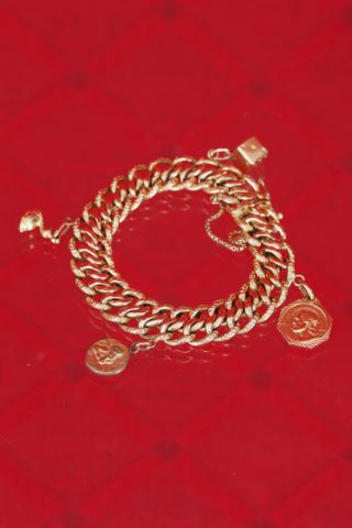 Bracelet