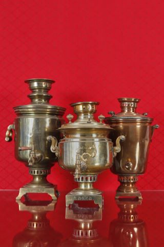3 samovars