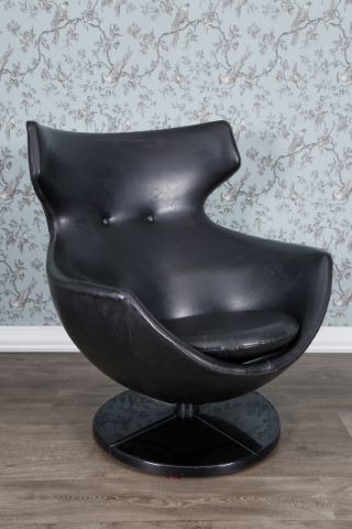 Fauteuil pivotant modèle Jupiter