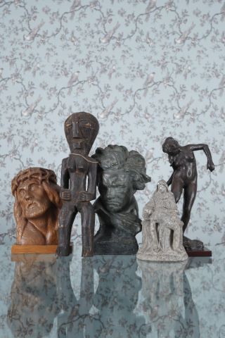 Ensemble de 5 sculptures