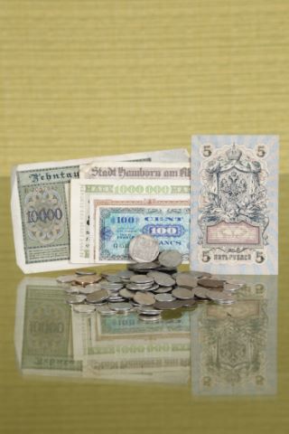 104 pièces de monnaie