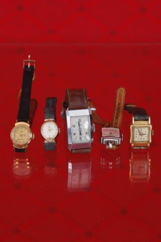 5 montres bracelet de dame