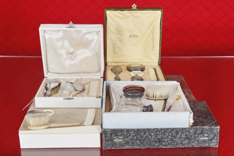 Ensembles de baptême et de toilette