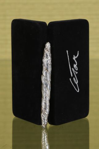 Sculpture stylo-plume