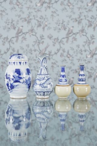 3 vases + 1 pot