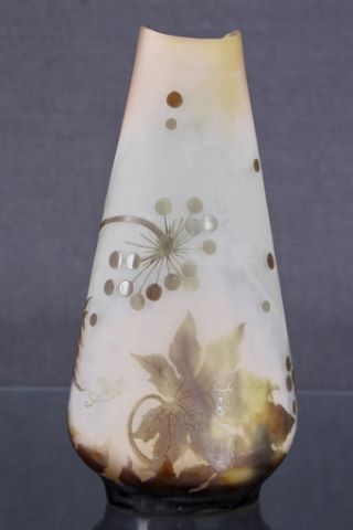 Établissement Gallé Grand vase de forme ovoïde...