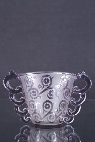 Vase à oreilles