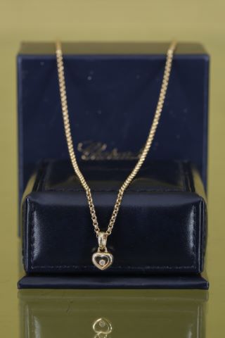 Chopard Collier en or jaune, modèle Happy Diamond
