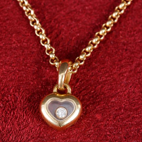 Chopard Collier en or jaune, modèle Happy Diamond