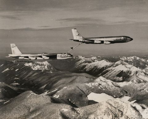 Vues de plusieurs avions [8 clichés]