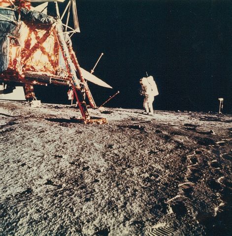 Alan Bean à proximité du module lunaire, Apollo 12