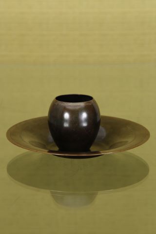 Vase ovoïde + coupe circulaire à col évasé