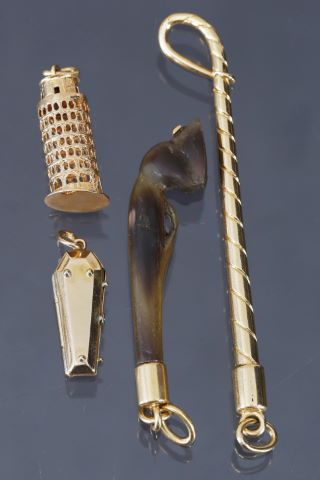 4 pendentifs