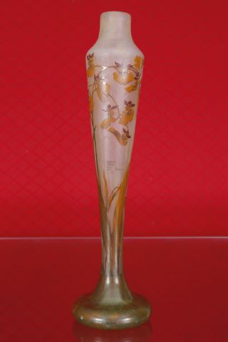 Daum Nancy France Grand vase soliflore de forme...