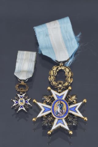Ordre Royal de Carlos III, médaille de chevalier