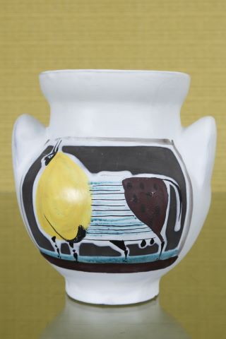 Vase à oreilles Taureau