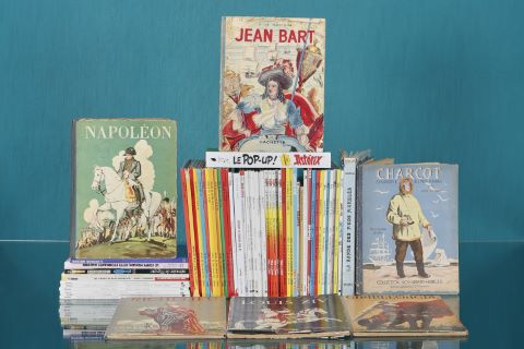 Bibliothèque d’albums de bandes dessinées et de livres pour enfants…