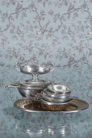 16 coupes et écuelles