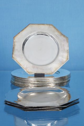 7 assiettes octogonales