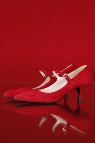 Paire d’escarpins à petits talons
