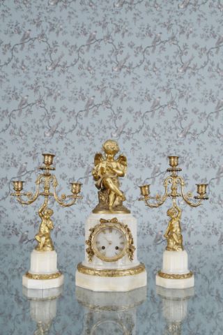 Garniture de cheminée