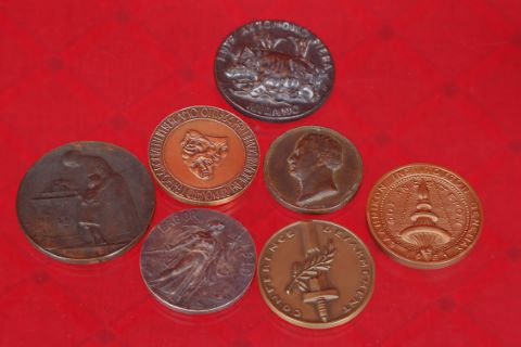 7 médailles
