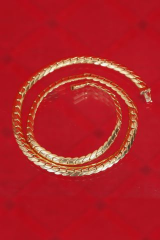 Collier ras-de-cou