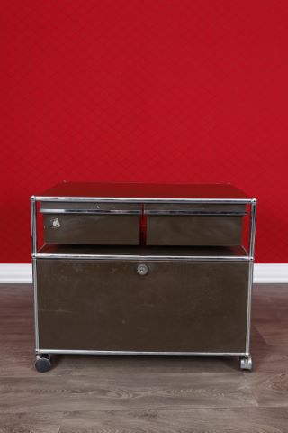 Caisson à roulettes