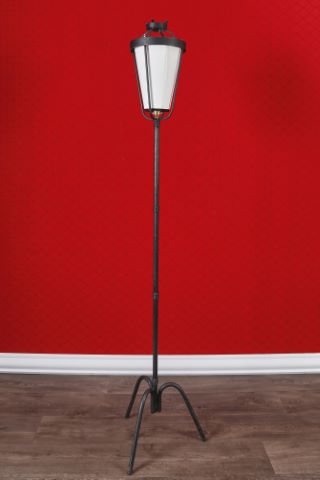 Lampadaire tripode