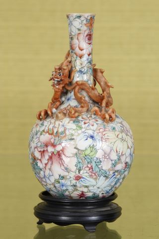 Vase millefleurs au dragon