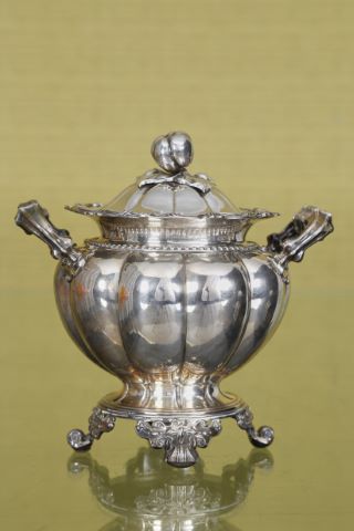 Sucrier couvert