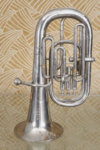 Tuba