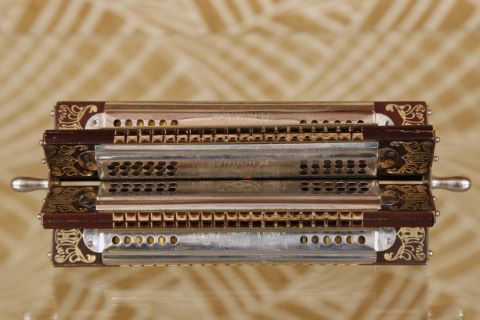 Harmonica Sextet 240