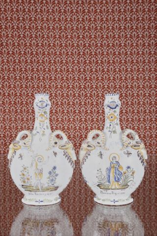 Paire de vases gourde