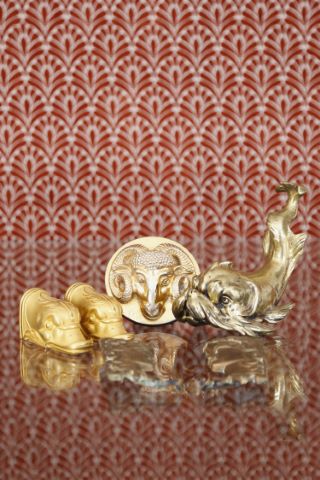 Ensemble de 8 objets en bronze doré