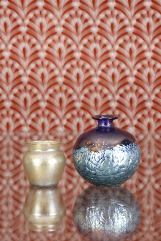2 vases