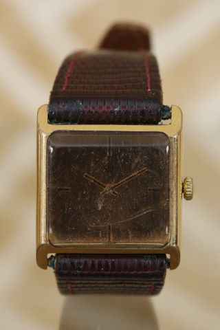 2 montres bracelet d’homme