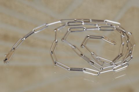 Collier ras du cou