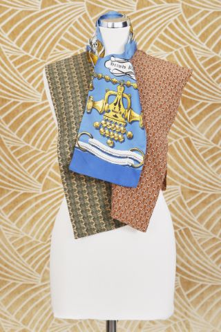 3 foulards