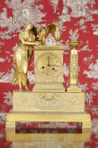 Pendule allégorique représentant Jupiter et Mnémosyne