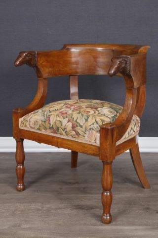 Fauteuil de bureau à dossier bandeau en gondole