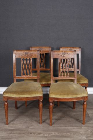 Suite de 4 chaises