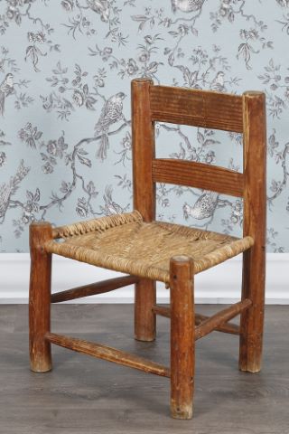 Dans le goût de Charlotte Perriand Chaise d’enfant