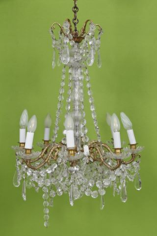 Lustre à 8 bras de lumière de style Louis XV