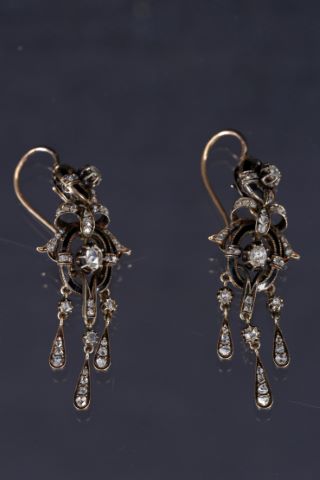 Paire de pendants d’oreille